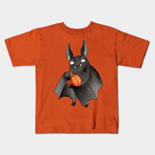 Cute bat with pumpkin Kids T-Shirt